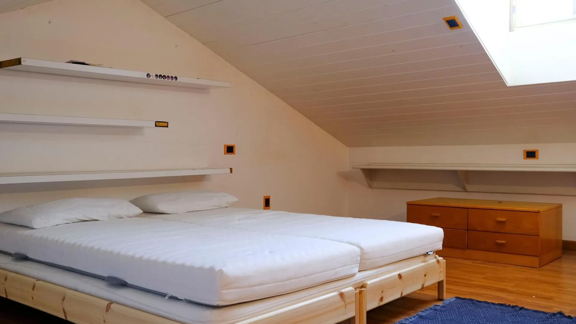 Casa Dante, Ampio Appartamento In Centro Crema 0*,  Italien